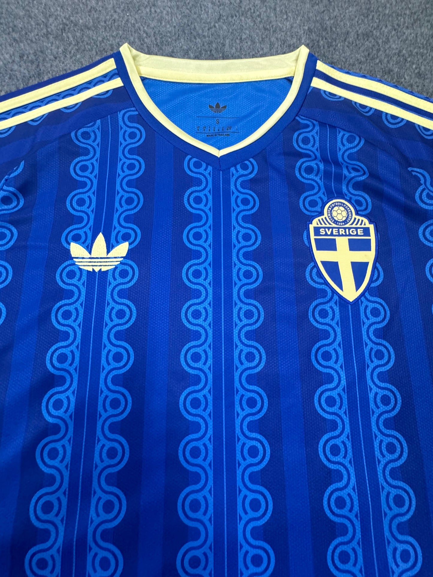 Camisa Suécia Reserva 26/27